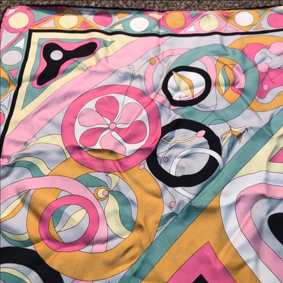 Emilio Pucci silk scarf - Picture 3 of 3